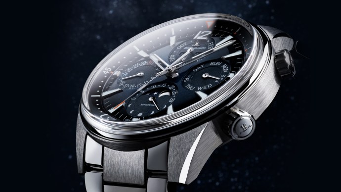 2022 Jaeger-LeCoultre Polaris Perpetual Calendar angled