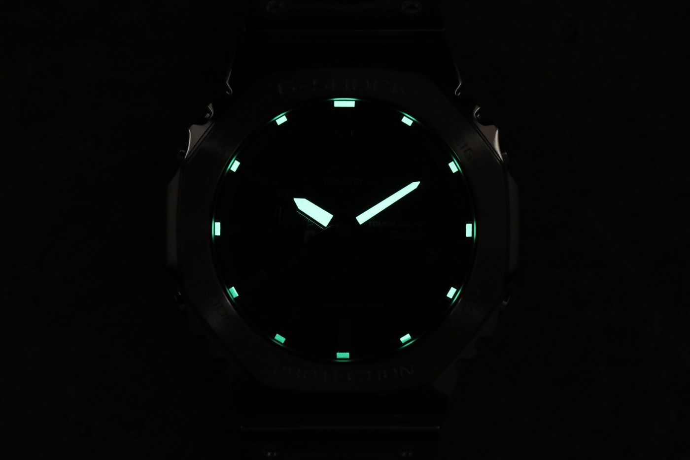 G-Shock GMB2100D-1A Full Metal CasiOak lumeshot