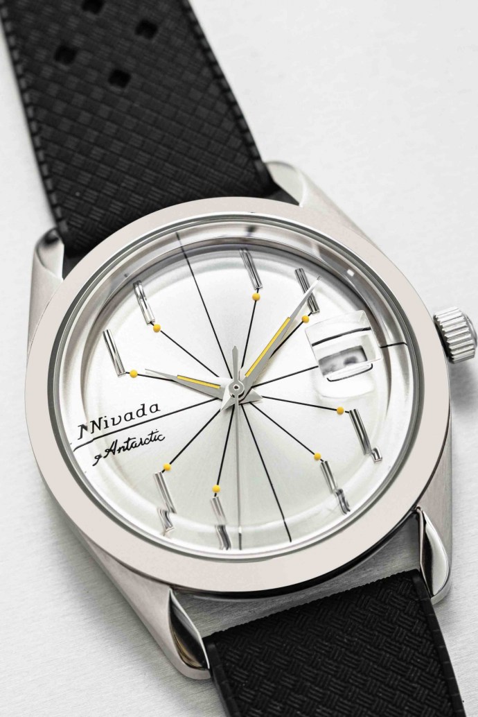 Nivada Grenchen Antarctic Spider on tropical strap