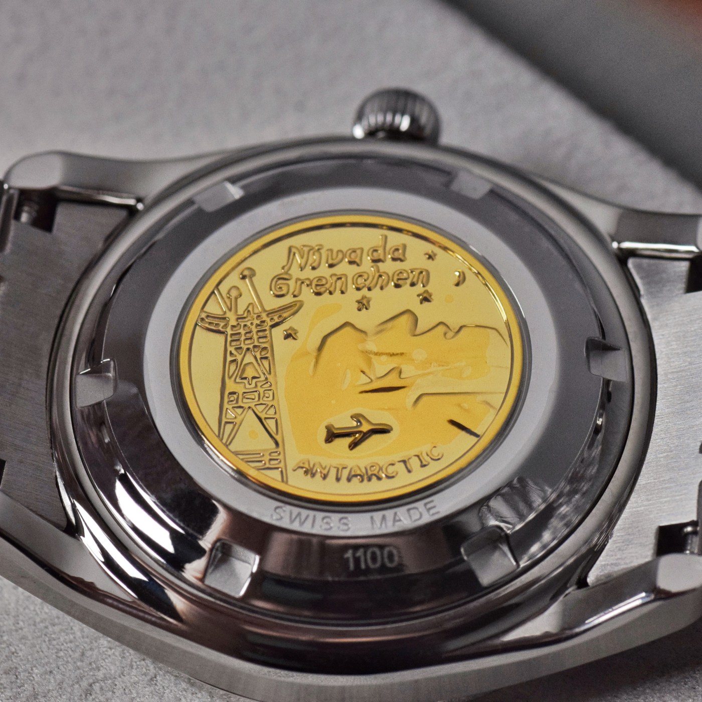 Nivada Grenchen Super Antarctic 3.6.9 Tropical medallion caseback stickered