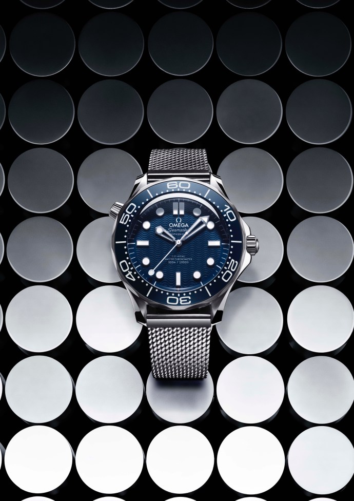 Omega Seamaster Diver 300M "60 Years of James Bond"