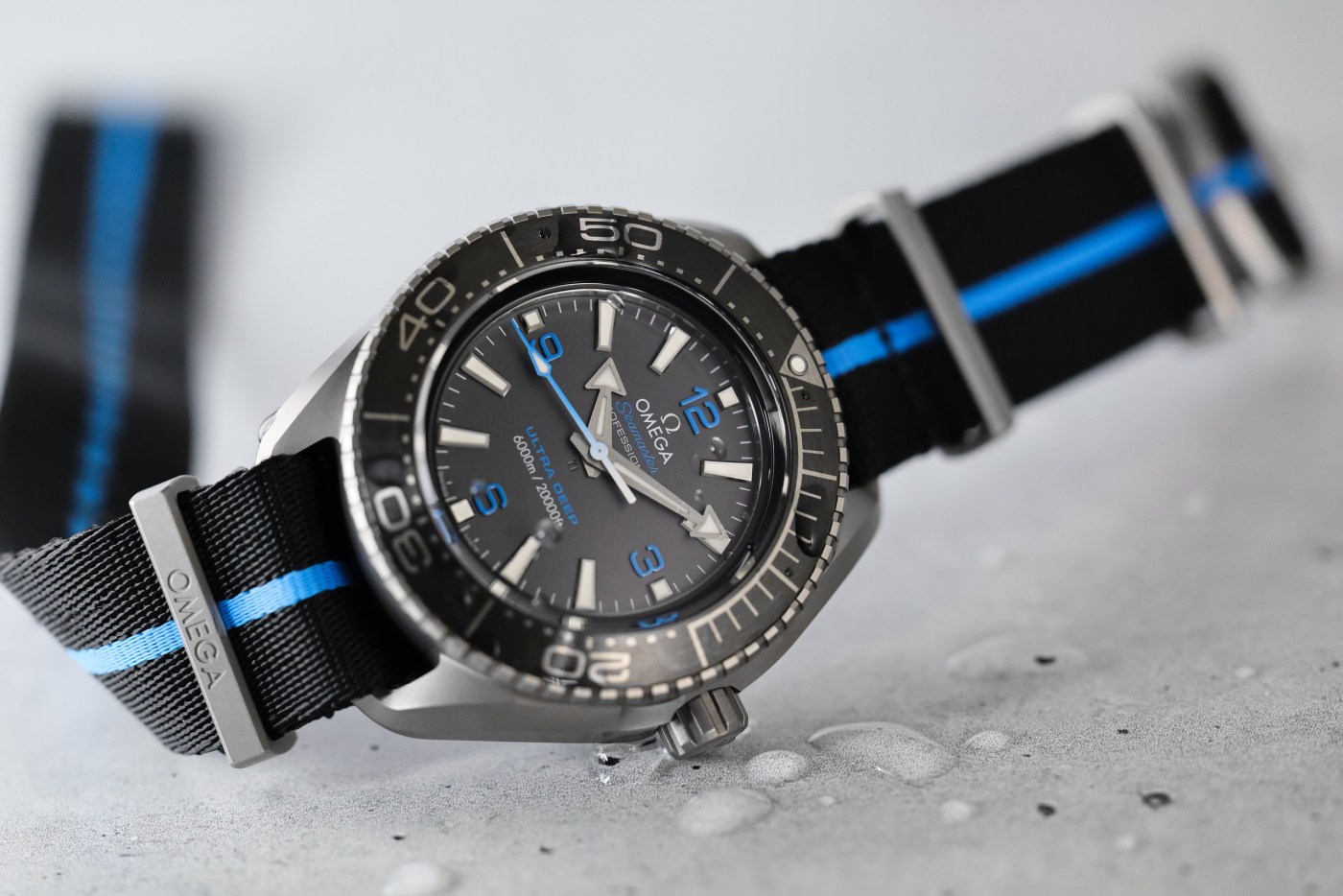 Omega Seamaster Planet Ocean 6000M Ultra Deep watershot