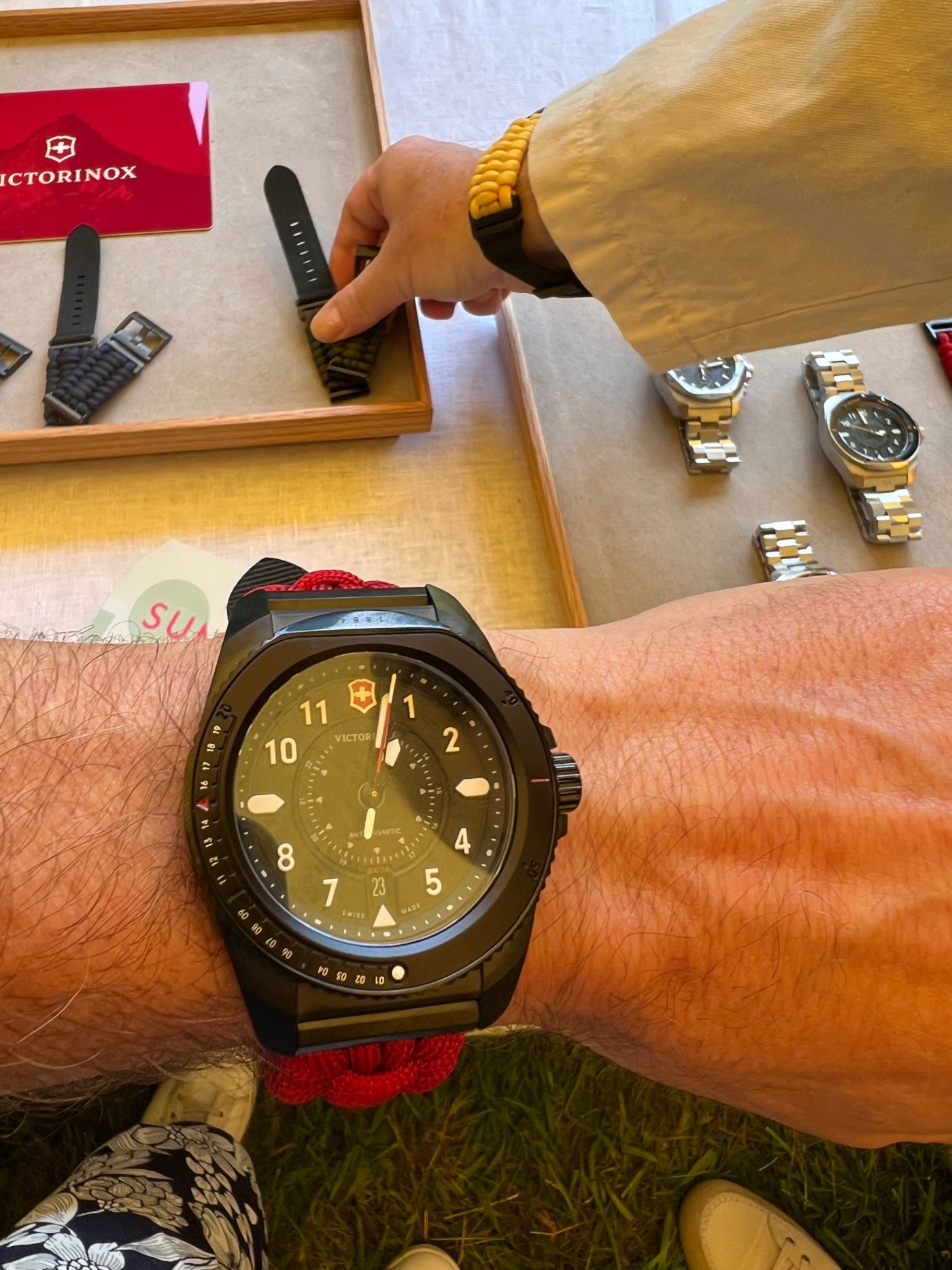 Trying on Victorinox Journey 1884 with paracord strap