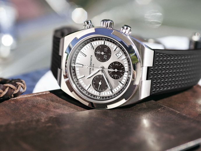 Vacheron Constantin Overseas Chronograph Panda dial 5500V110A-B686